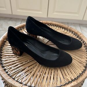 Gucci Black Suede Block Heels - 36